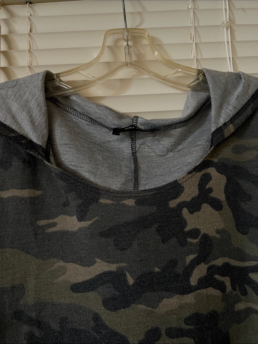 Camo Hooded Short Sleeve Dress - Olive Green - Picture 9 of 11